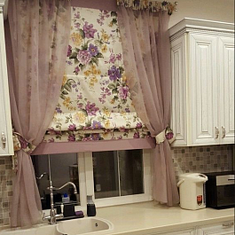 Кухонная римская штора с вуалью